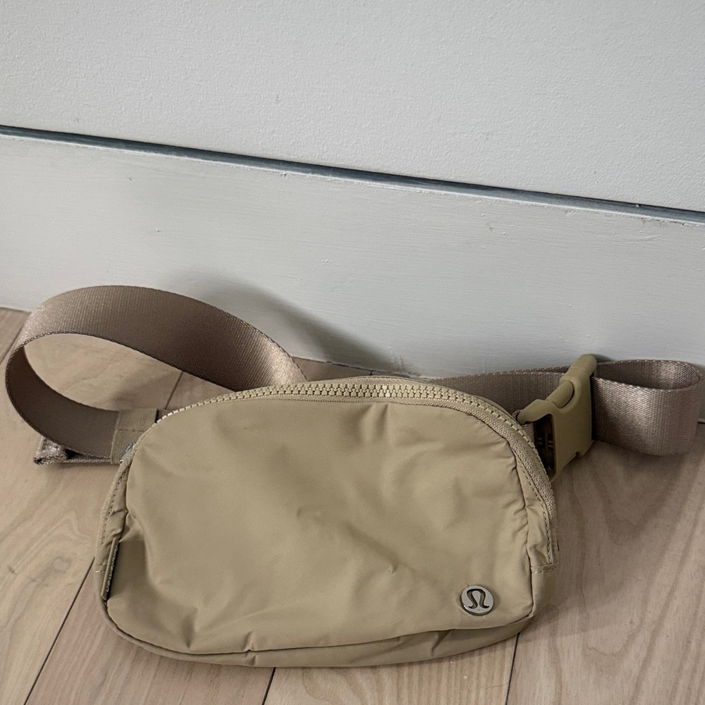 Lululemon Belt Bag